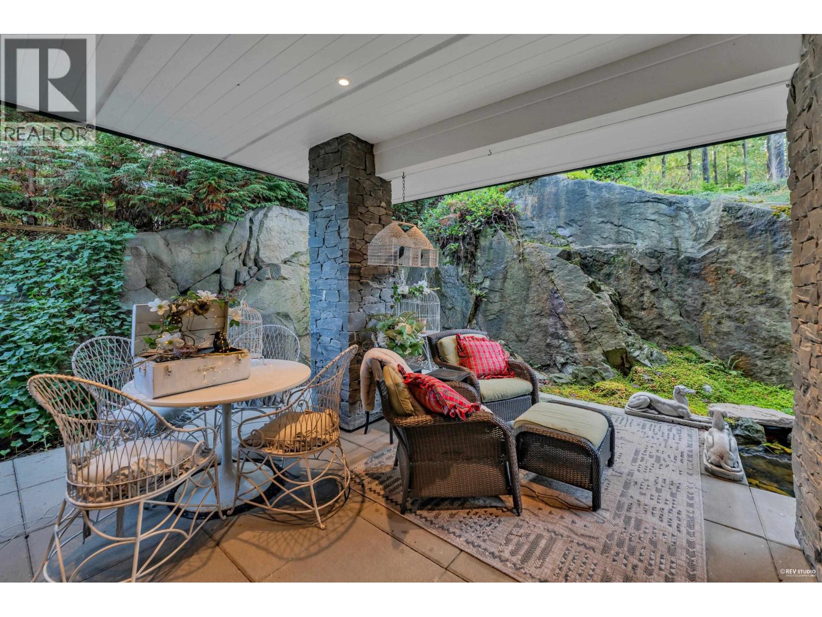 1812 CARDINAL CRESCENT, North Vancouver