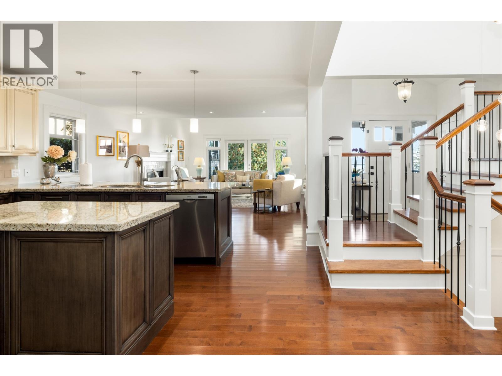 2623 LAWSON AVENUE, West Vancouver