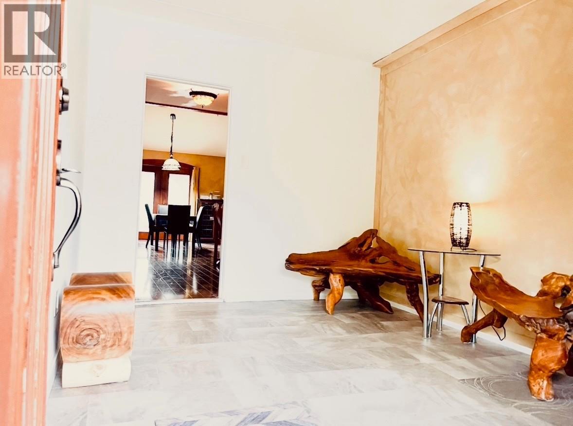  582 Radant Road, Kelowna