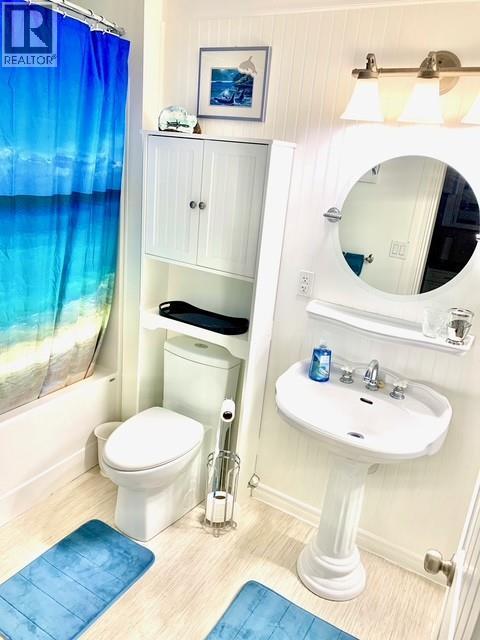  582 Radant Road, Kelowna