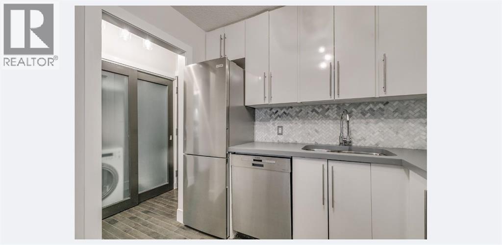 Single Family House for Sale in    Street SW Lower Mount Royal Calgary 