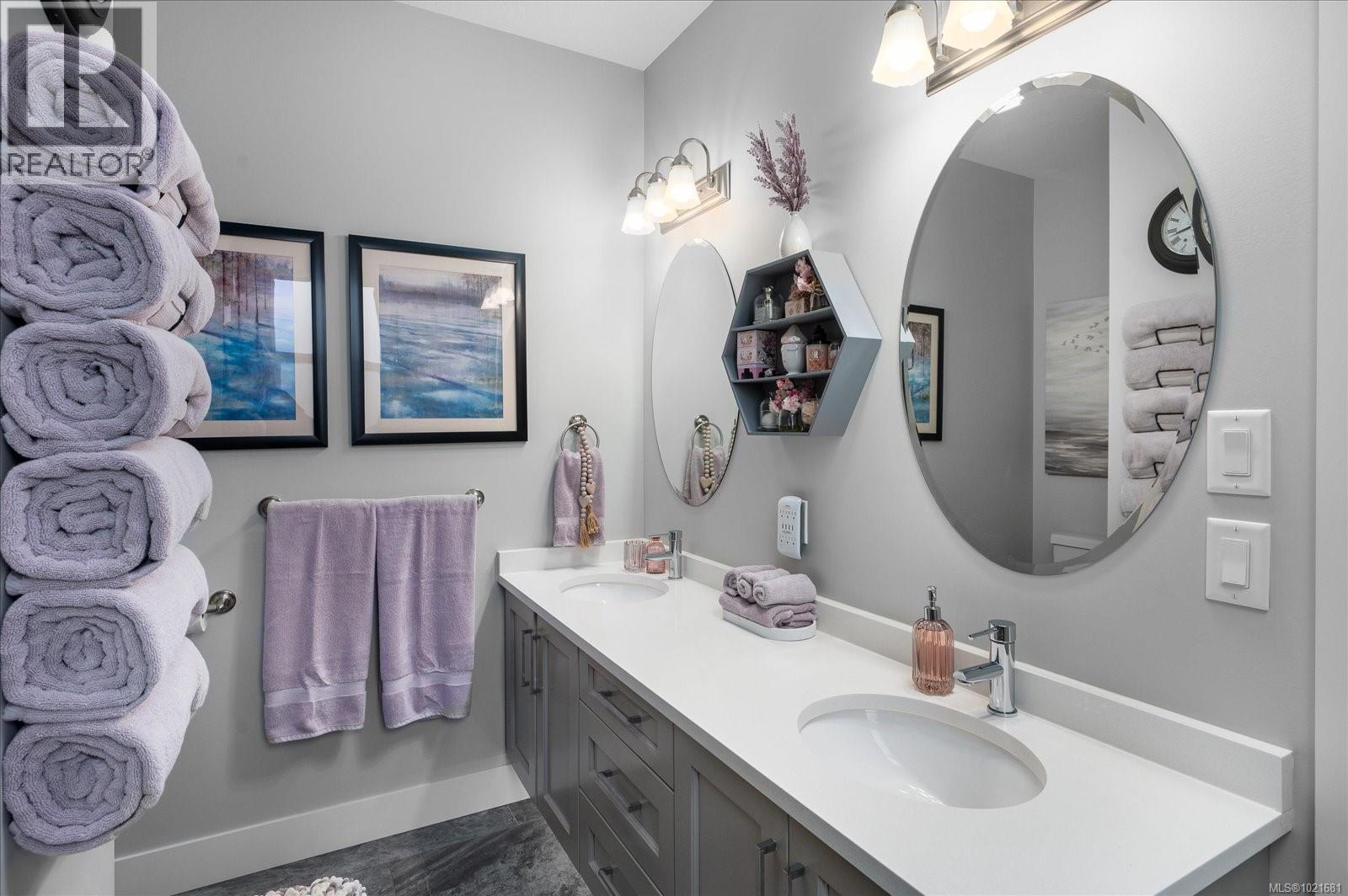 9048 Driftwood Dr, Chemainus