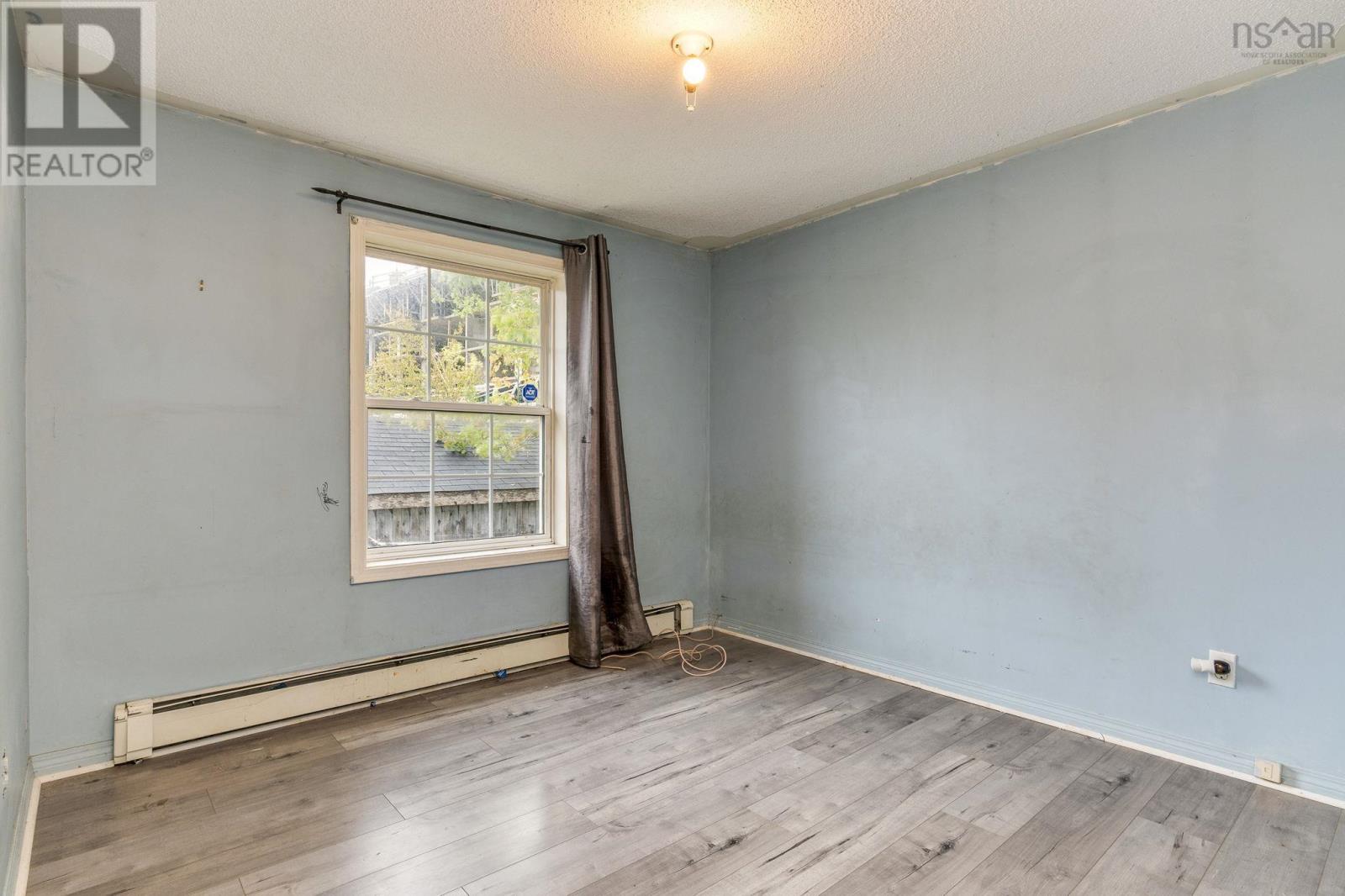 Property 22 of 43 of 69 Lakecrest Drive