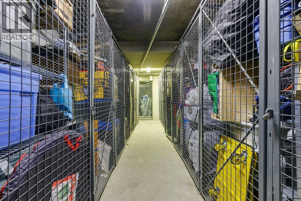 Single Family House for Sale in   Richard Court SW Lincoln Park Calgary 