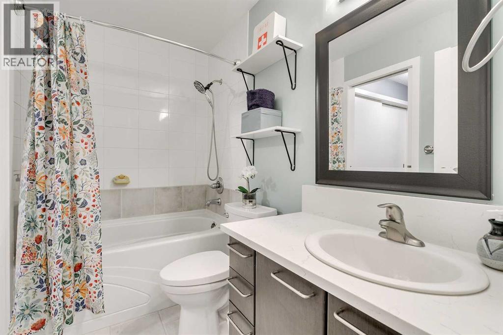 Single Family House for Sale in   Richard Court SW Lincoln Park Calgary 