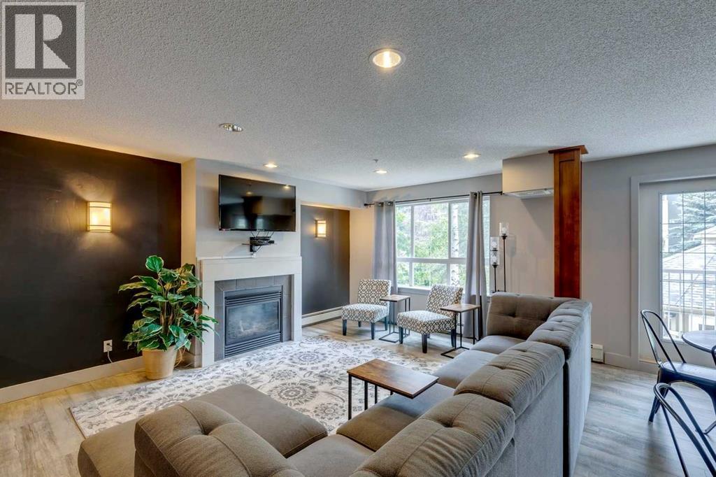 Single Family House for Sale in   Richard Court SW Lincoln Park Calgary 