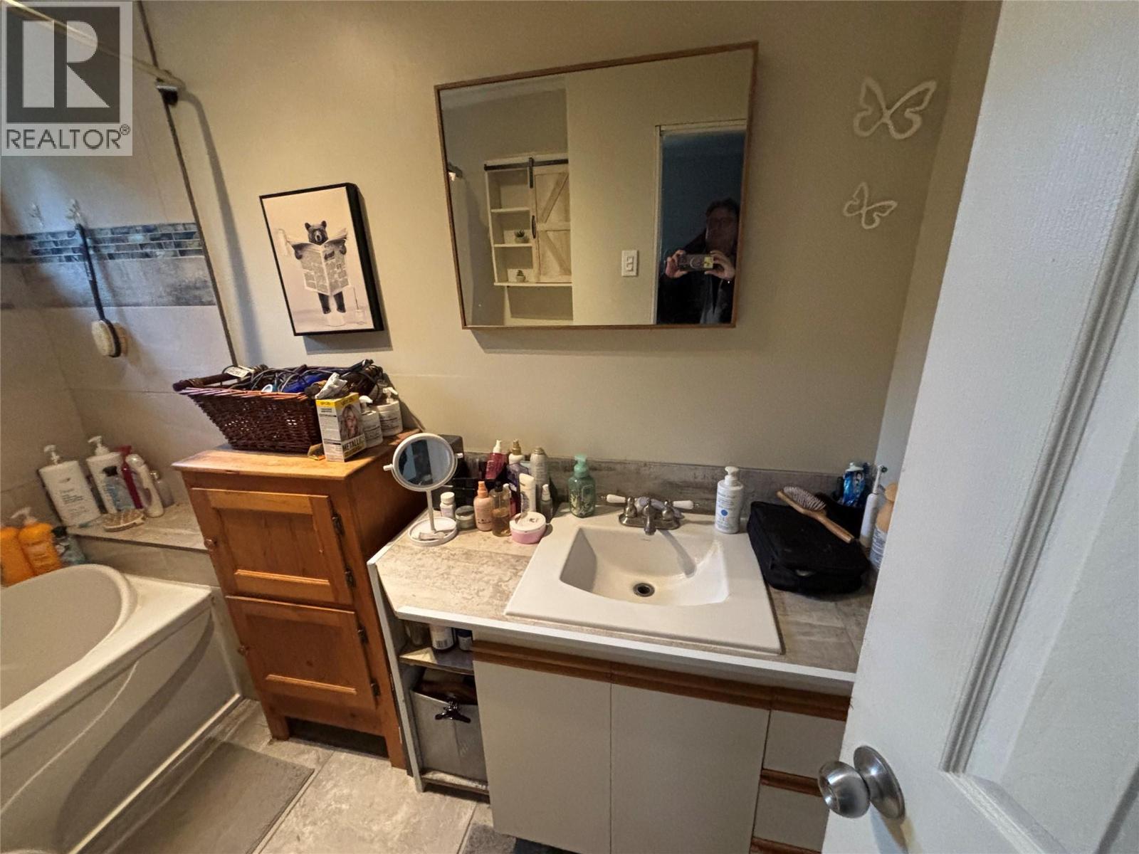 1233 Tunney Avenue, Sicamous