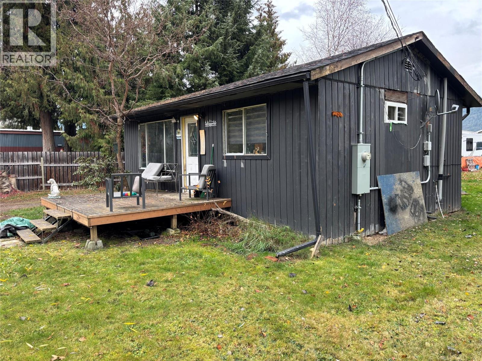 1233 Tunney Avenue, Sicamous