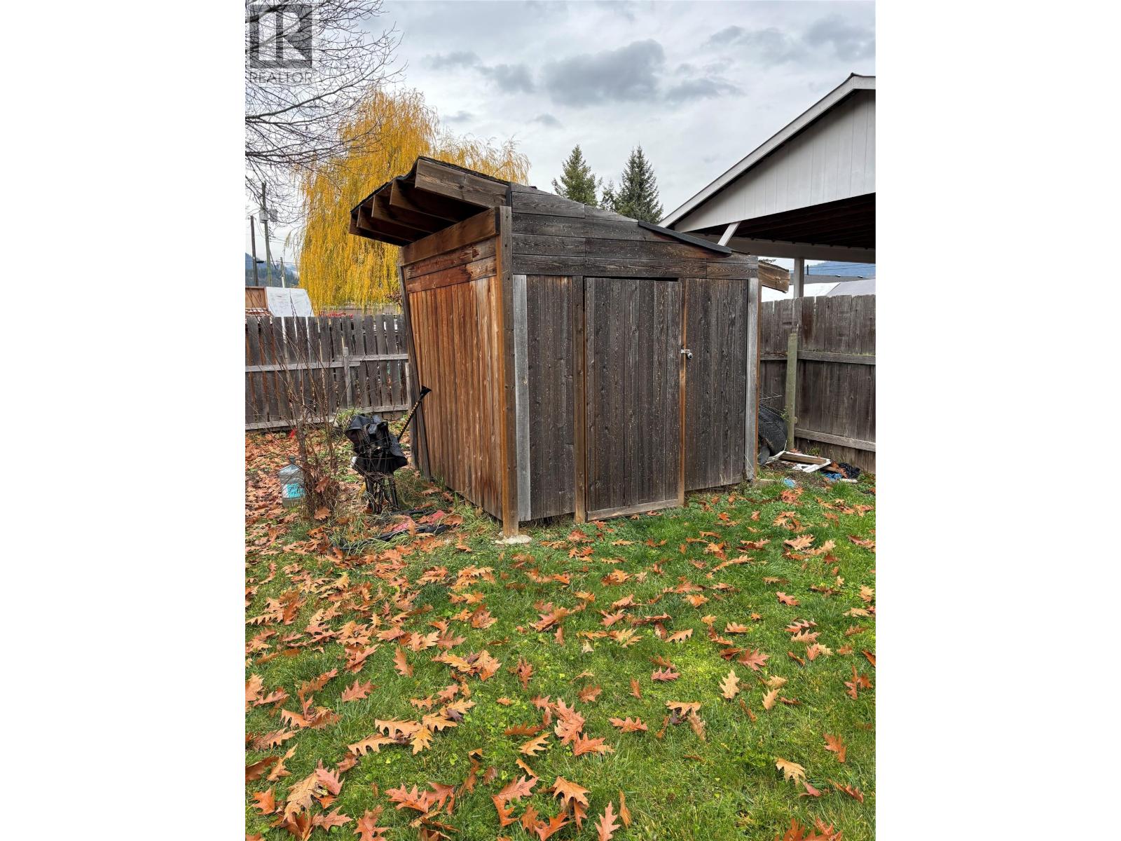 1233 Tunney Avenue, Sicamous