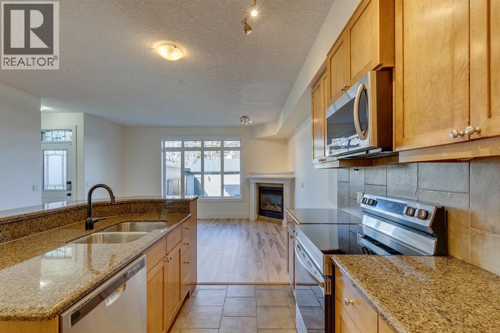 Single Family House for Sale in   Avenue NW Banff Trail Calgary 