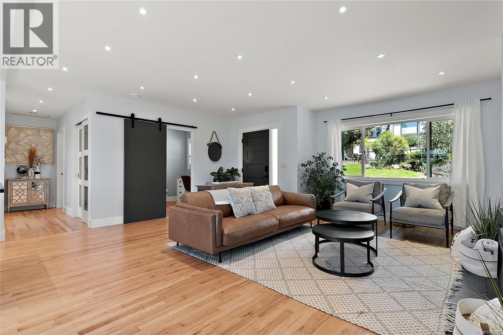 2095 Lorne Terr, Oak Bay