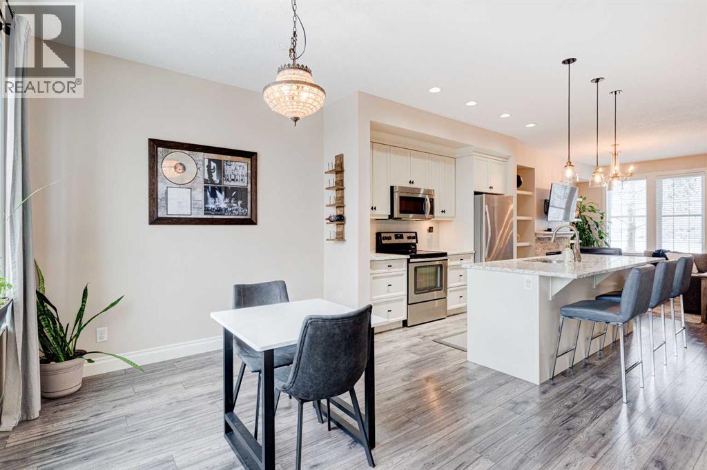 Single Family House for Sale in  Quarry Park Boulevard SE Douglasdale/Glen Calgary 