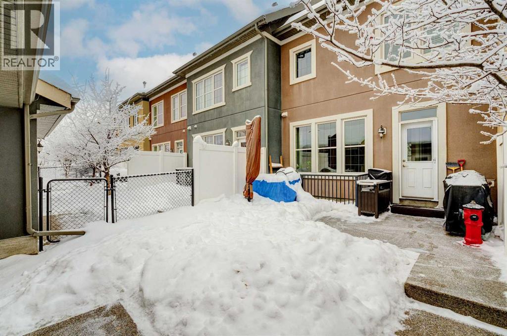 Single Family House for Sale in  Quarry Park Boulevard SE Douglasdale/Glen Calgary 