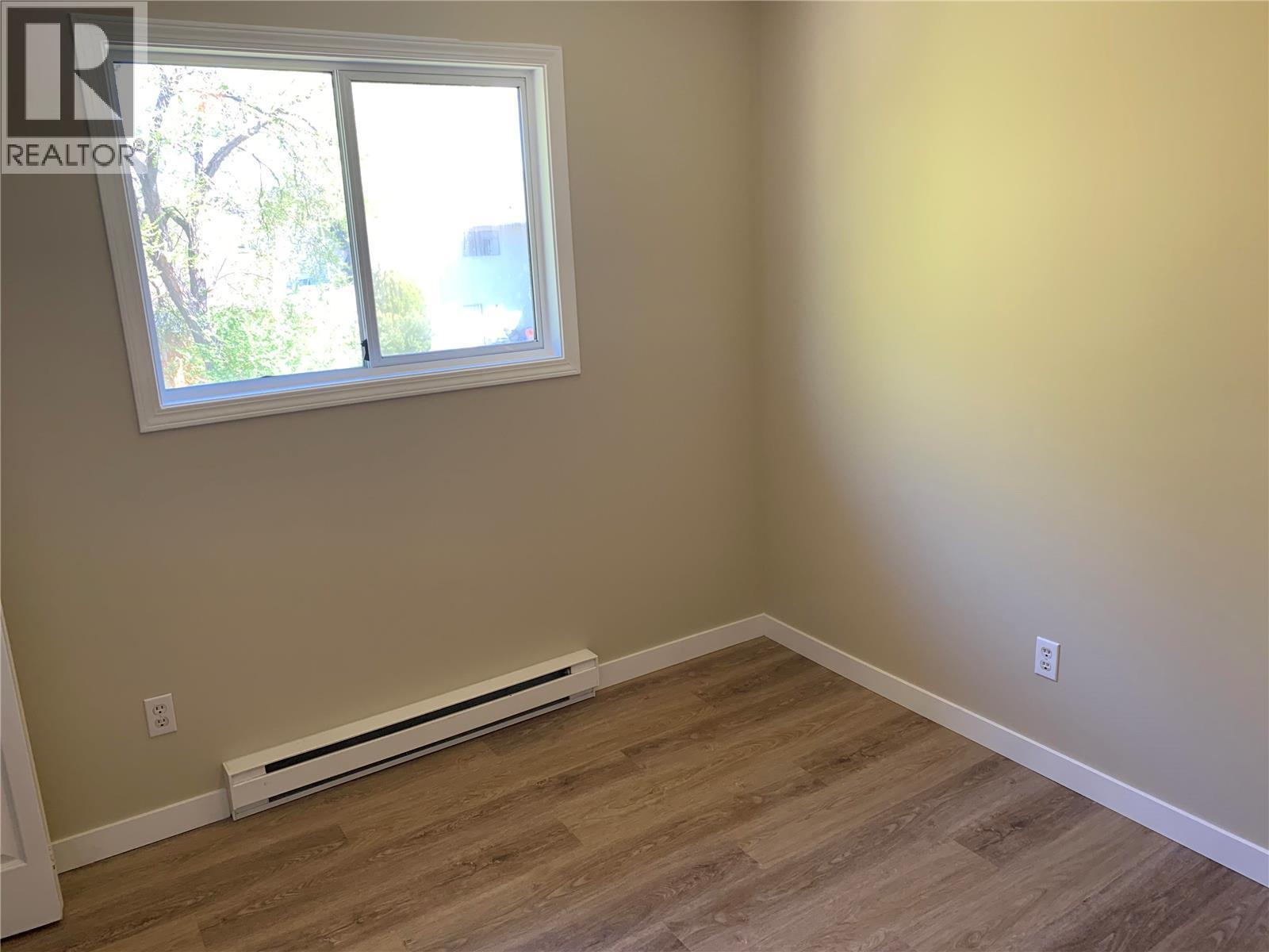  1425 Highland Drive South, Kelowna