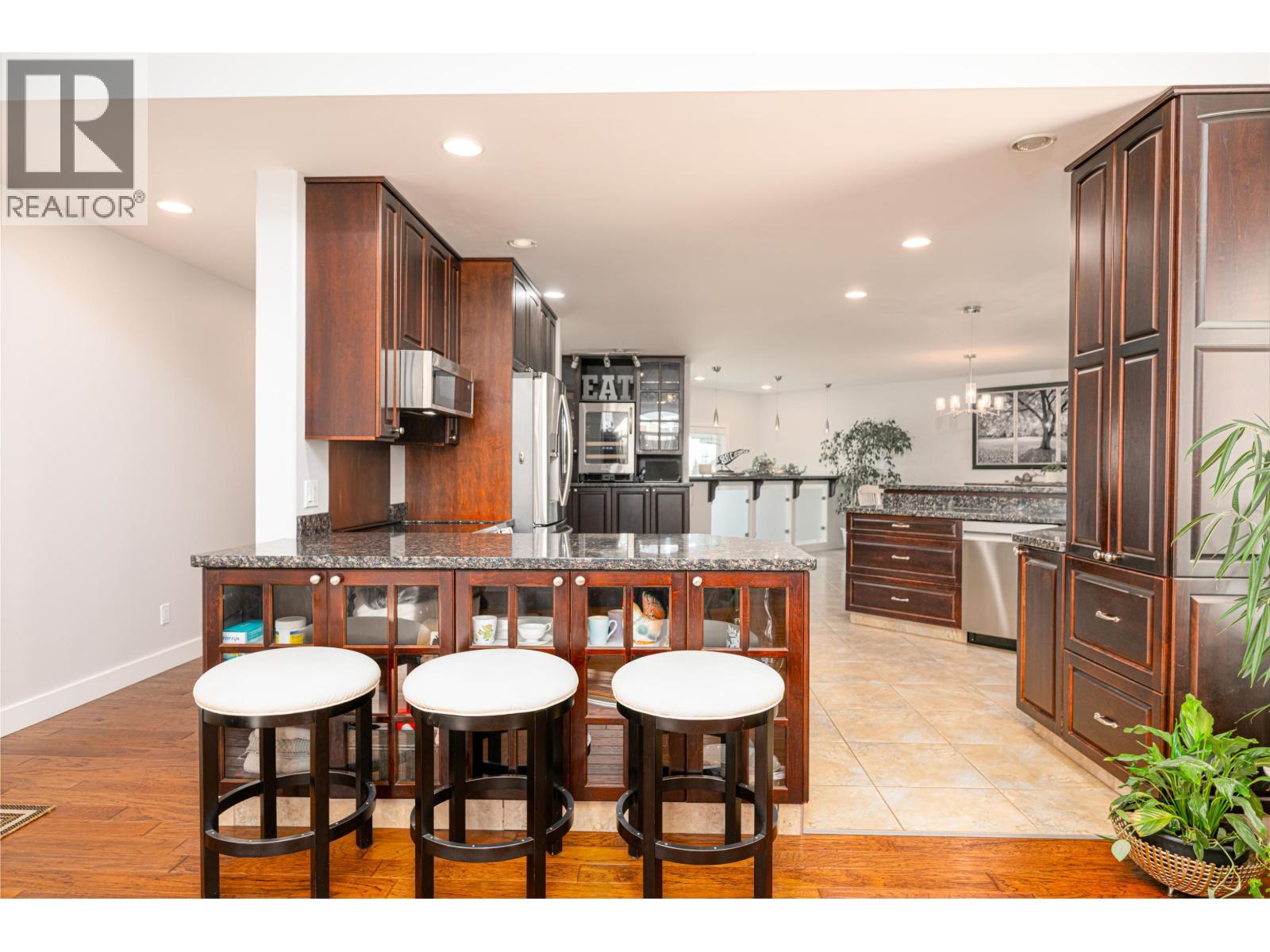 6981 WESTMOUNT DRIVE, Prince George