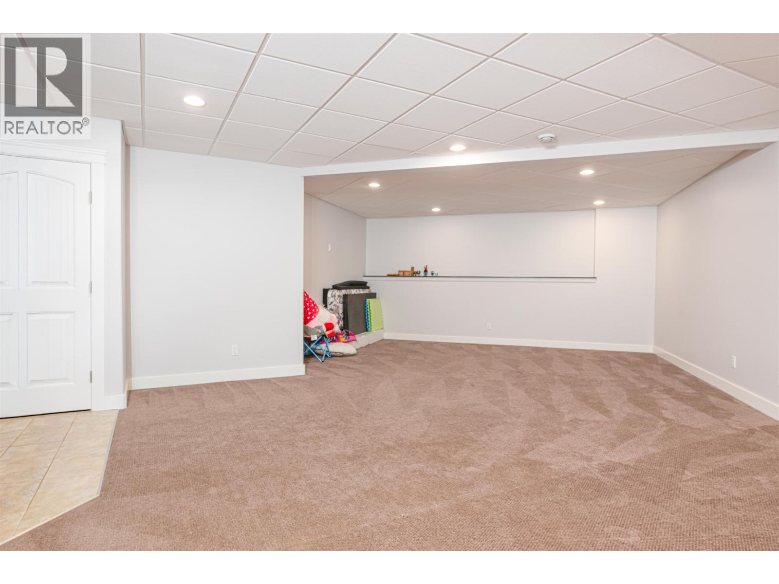 6981 WESTMOUNT DRIVE, Prince George