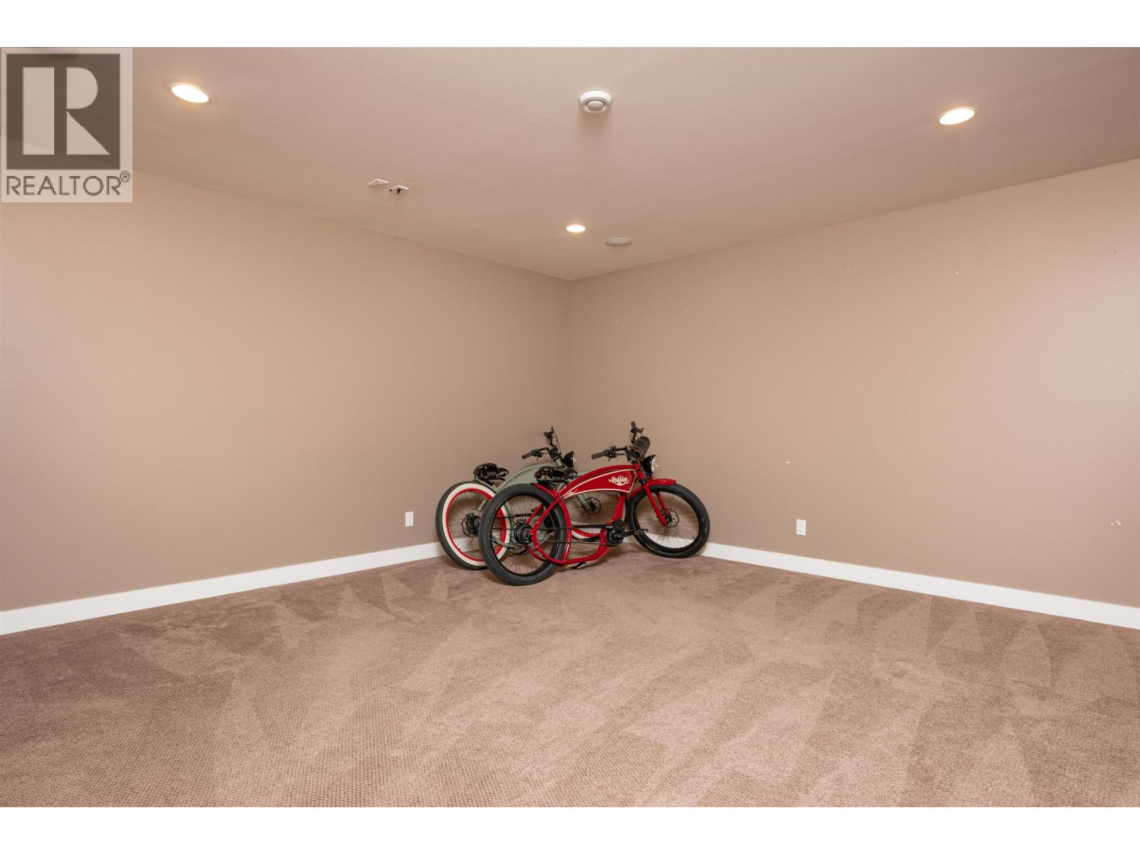 6981 WESTMOUNT DRIVE, Prince George