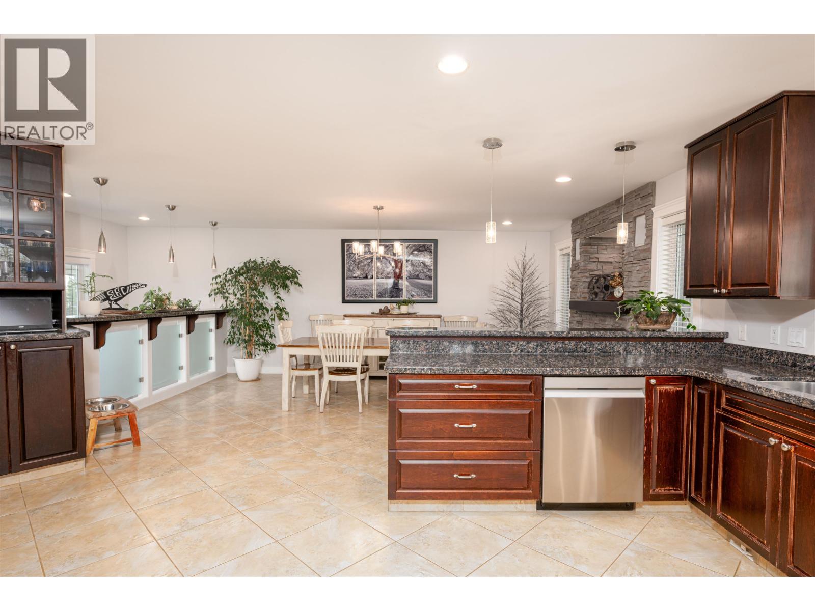 6981 WESTMOUNT DRIVE, Prince George