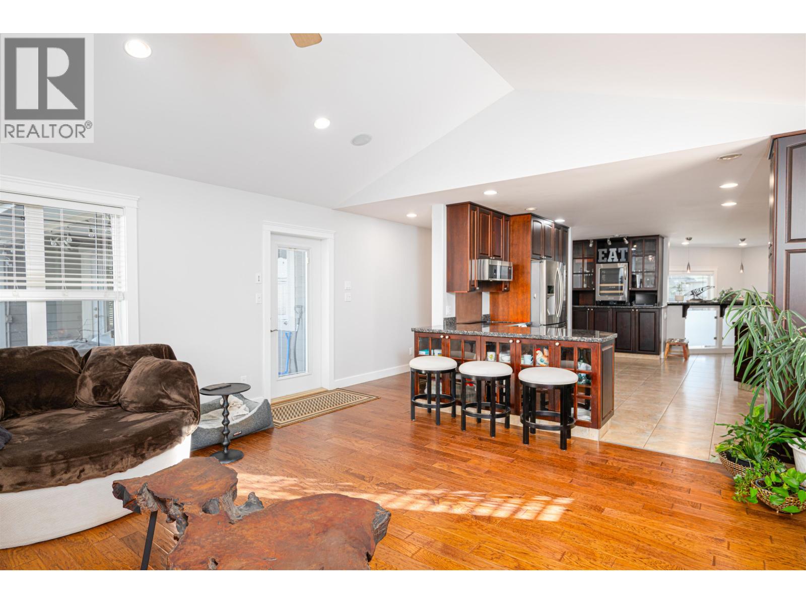 6981 WESTMOUNT DRIVE, Prince George