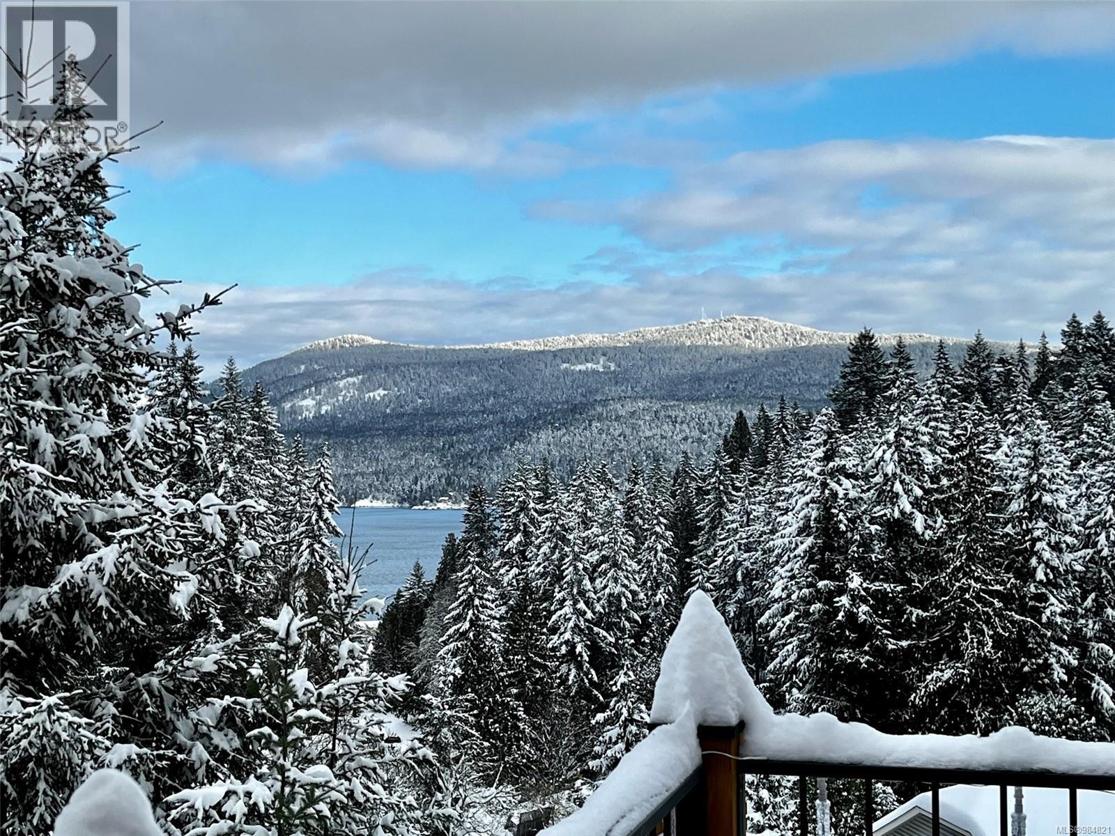 1109 / 1111 PARADISE Close, Cowichan Bay