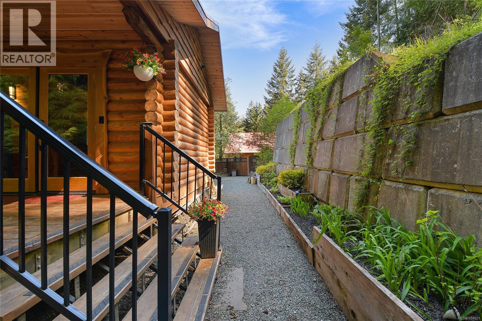 1109 / 1111 PARADISE Close, Cowichan Bay