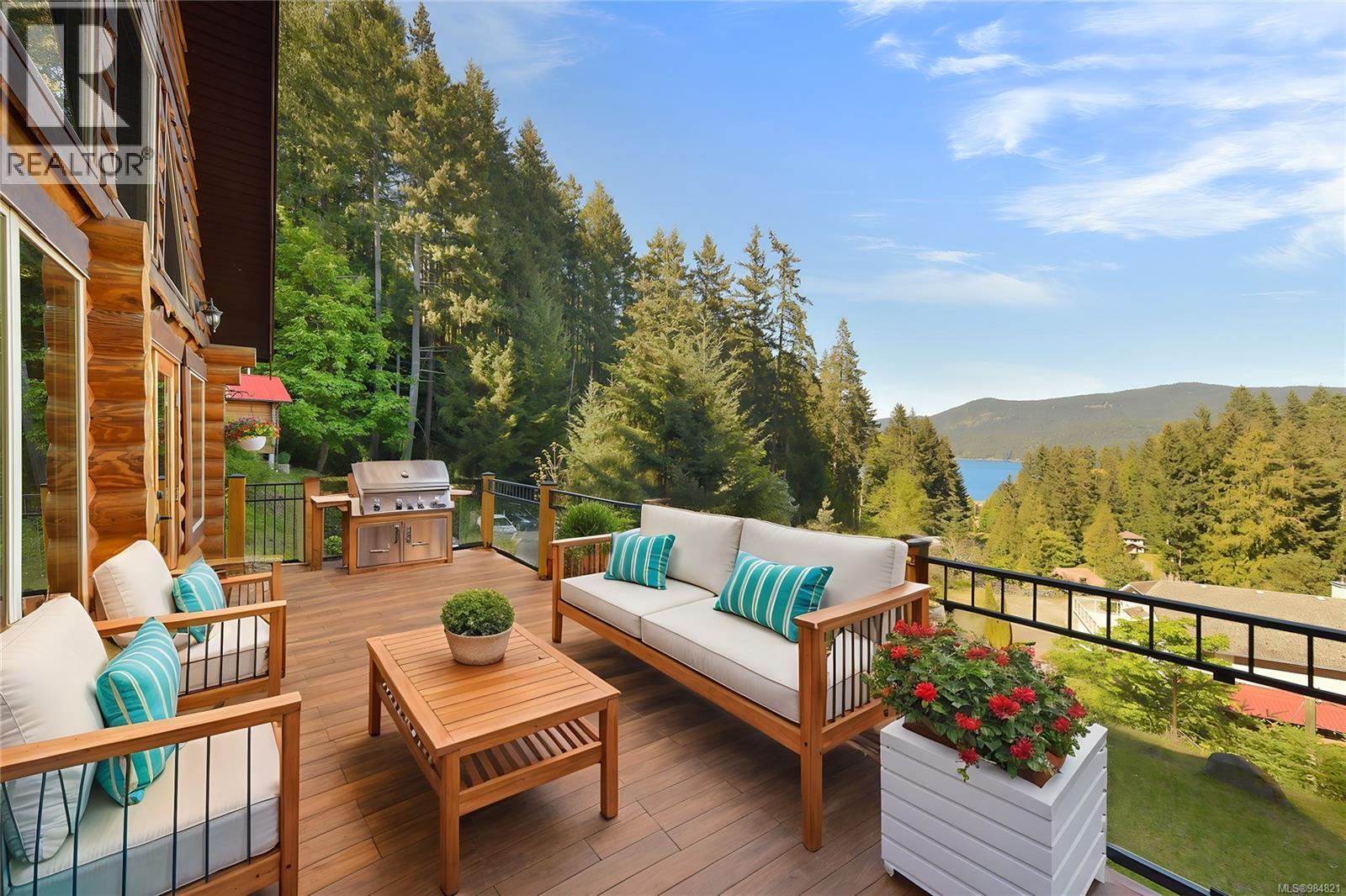 1109 / 1111 PARADISE Close, Cowichan Bay