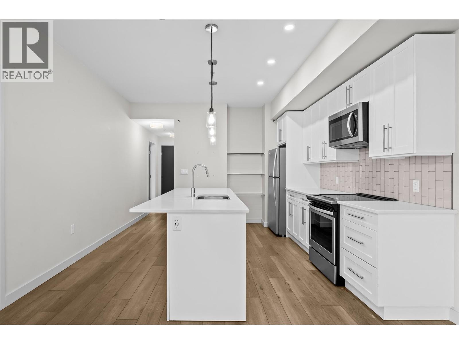 406 3638 Mission Springs Drive, Kelowna