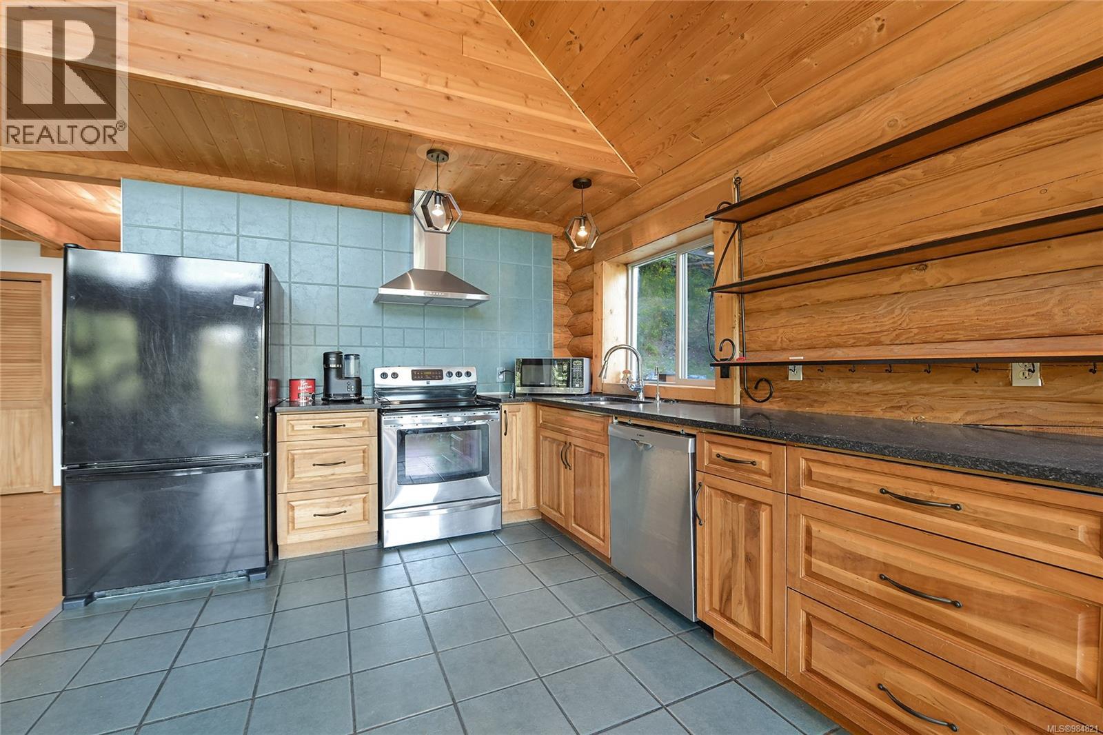 1109 / 1111 PARADISE Close, Cowichan Bay