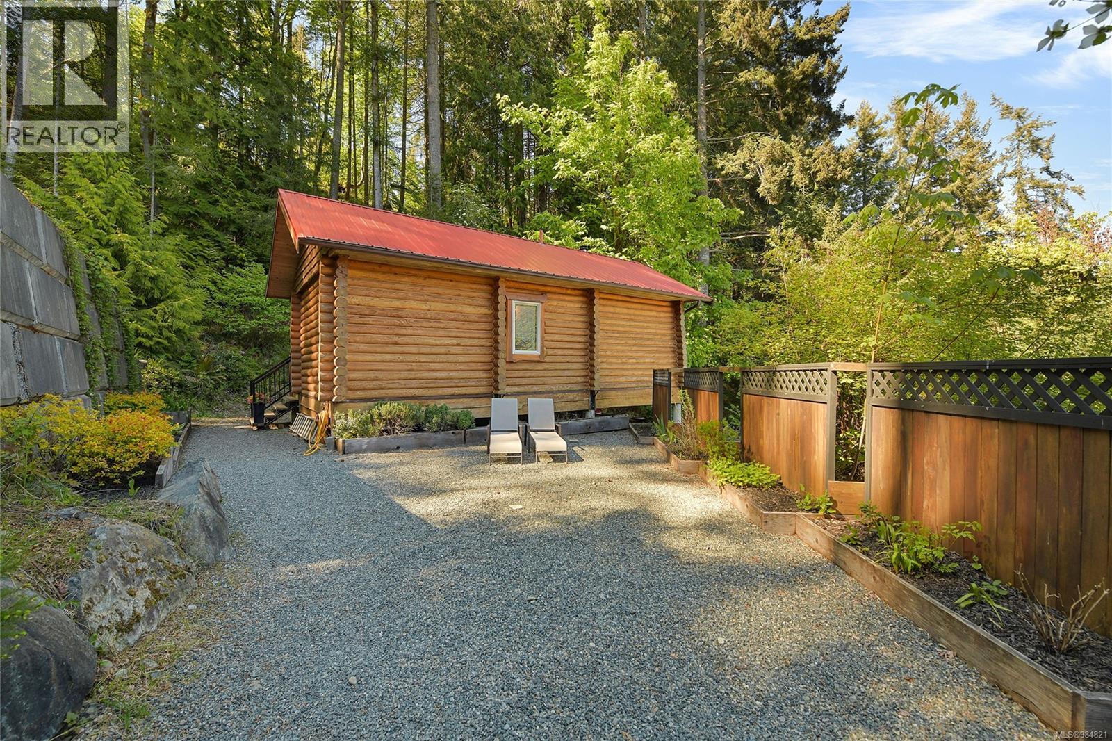 1109 / 1111 PARADISE Close, Cowichan Bay