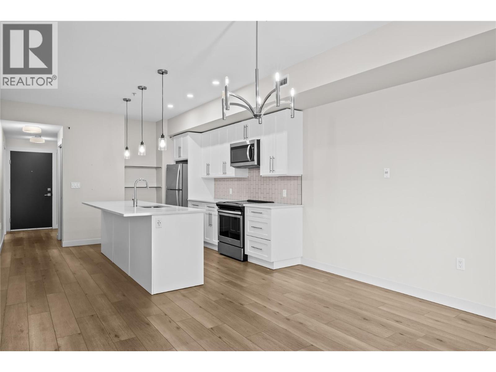 406 3638 Mission Springs Drive, Kelowna