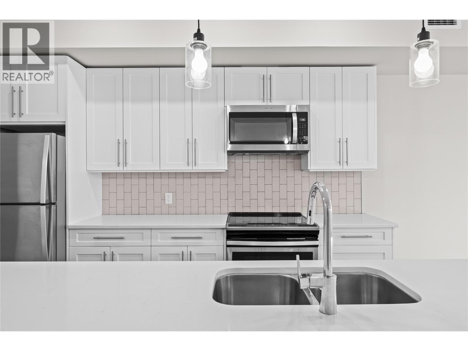 406 3638 Mission Springs Drive, Kelowna