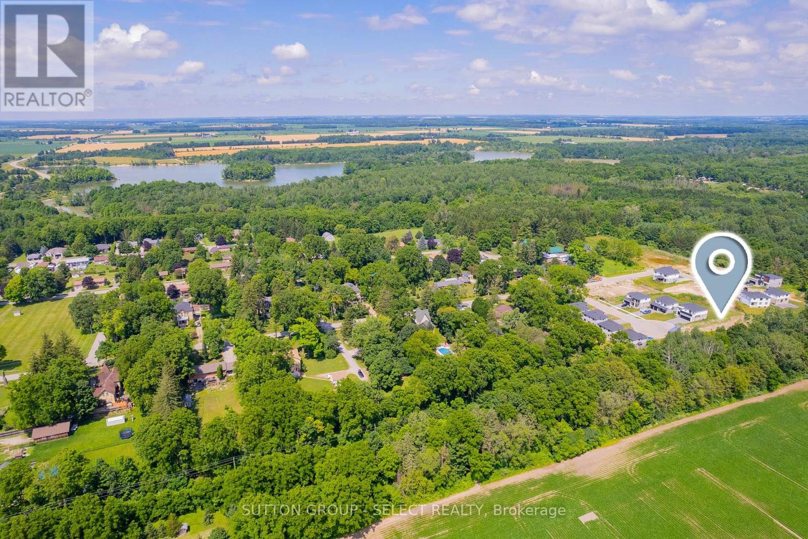 Vacant Land for Sale in  EAGLE STREET North Middlesex (Parkhill) 