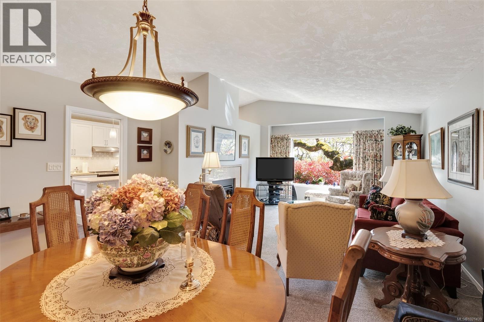 22 901 Kentwood Lane, Saanich