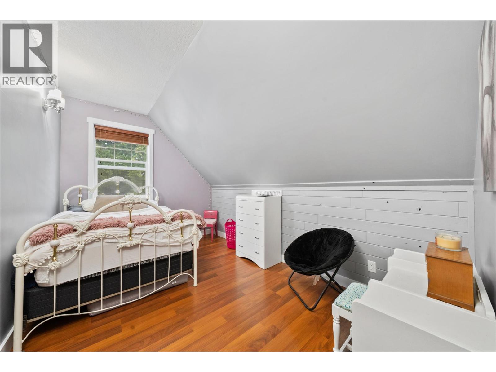 3751 65 Avenue NW, Salmon Arm