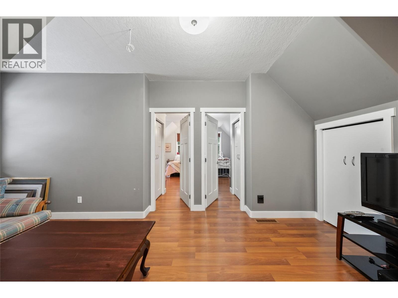 3751 65 Avenue NW, Salmon Arm