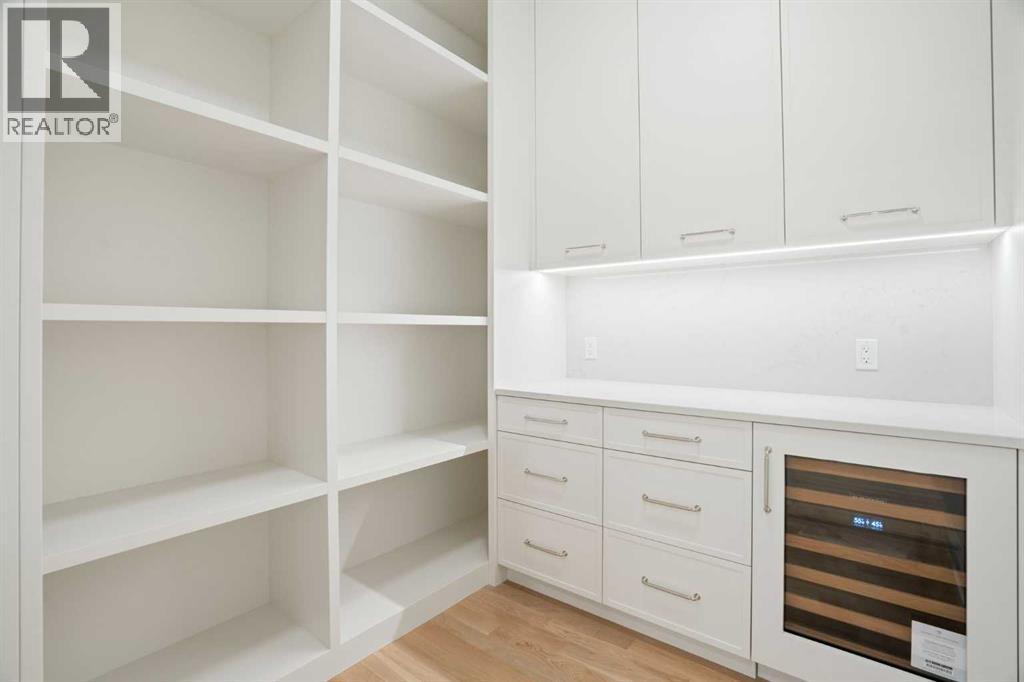 Single Family House for Sale in #A  A Street SW Parkhill Calgary 