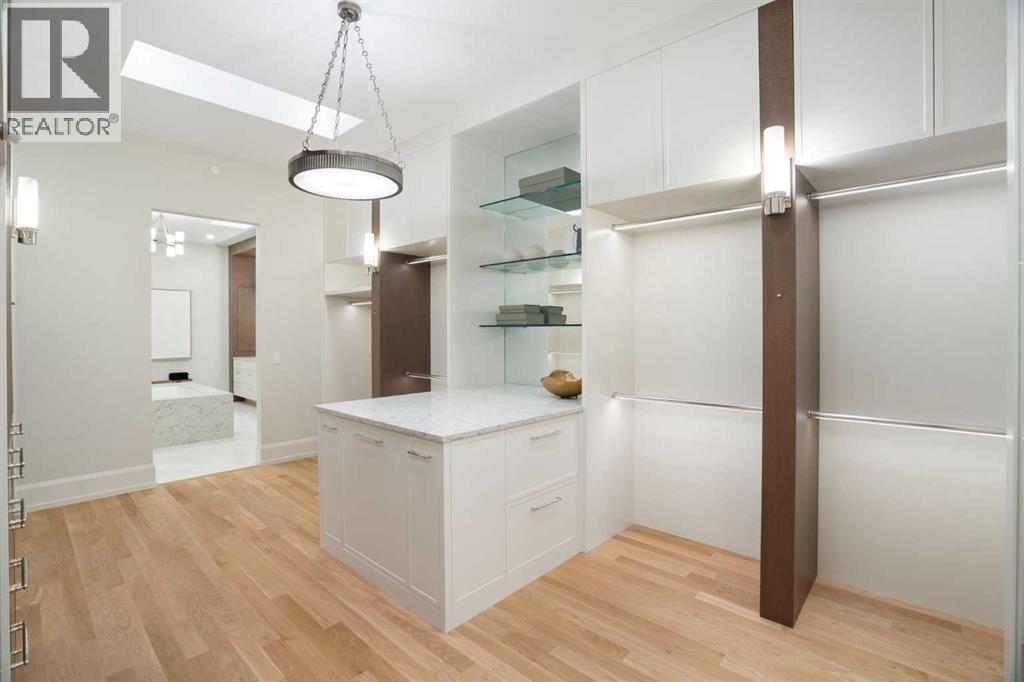 Single Family House for Sale in #B  A Street SW Parkhill Calgary 