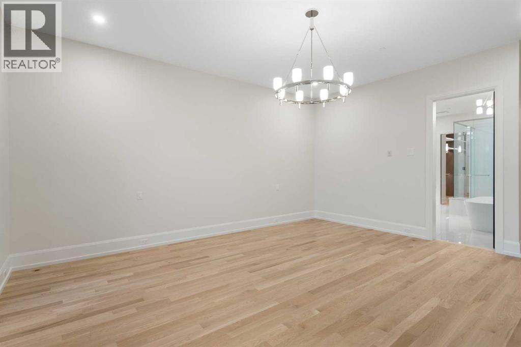 Single Family House for Sale in #A  A Street SW Parkhill Calgary 