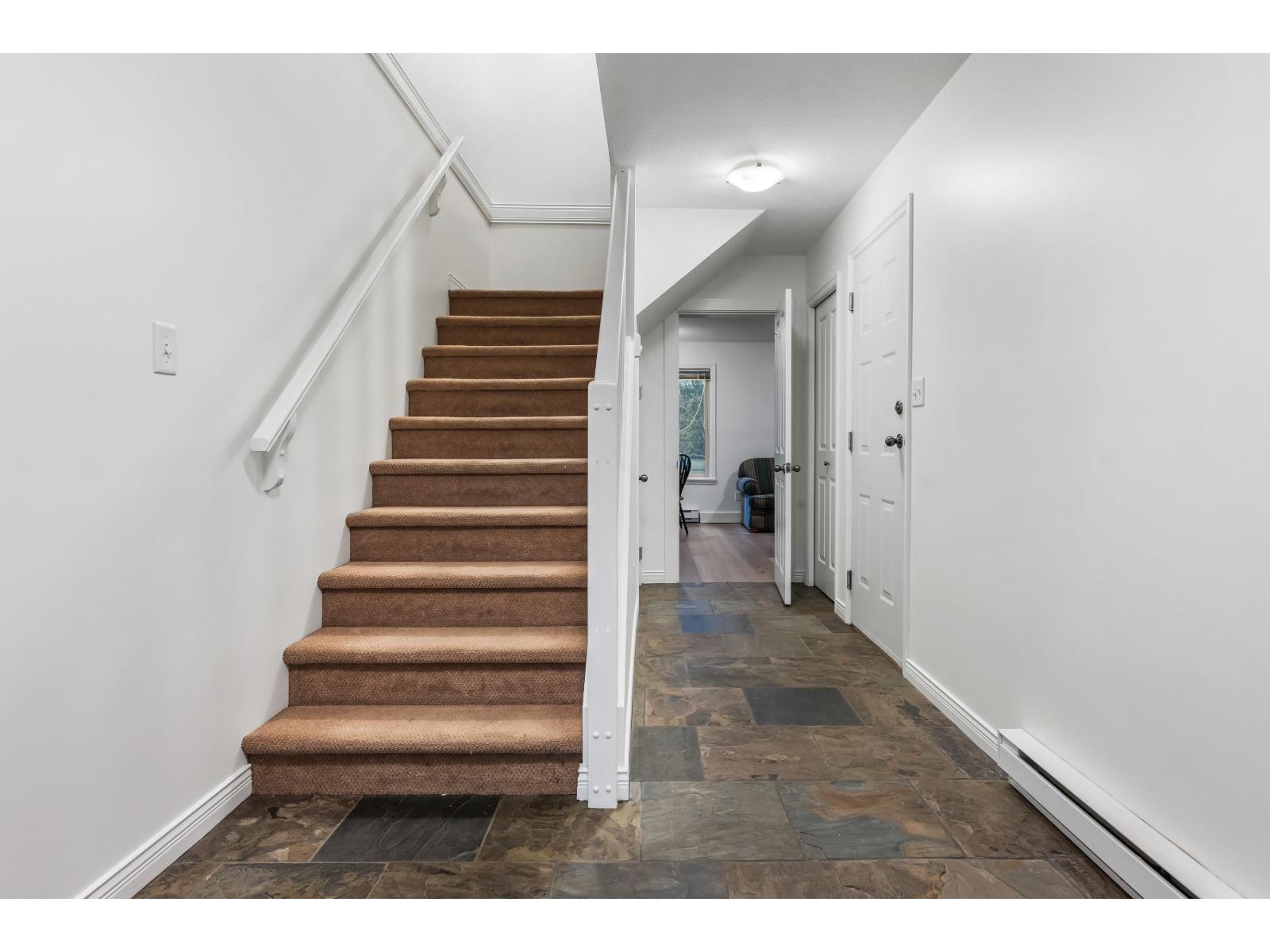 66 5556 PEACH ROAD, Garrison Crossing, Chilliwack