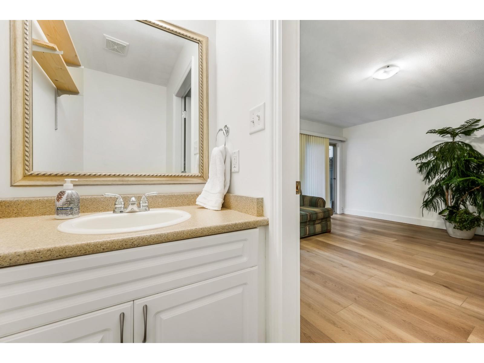 66 5556 PEACH ROAD, Garrison Crossing, Chilliwack