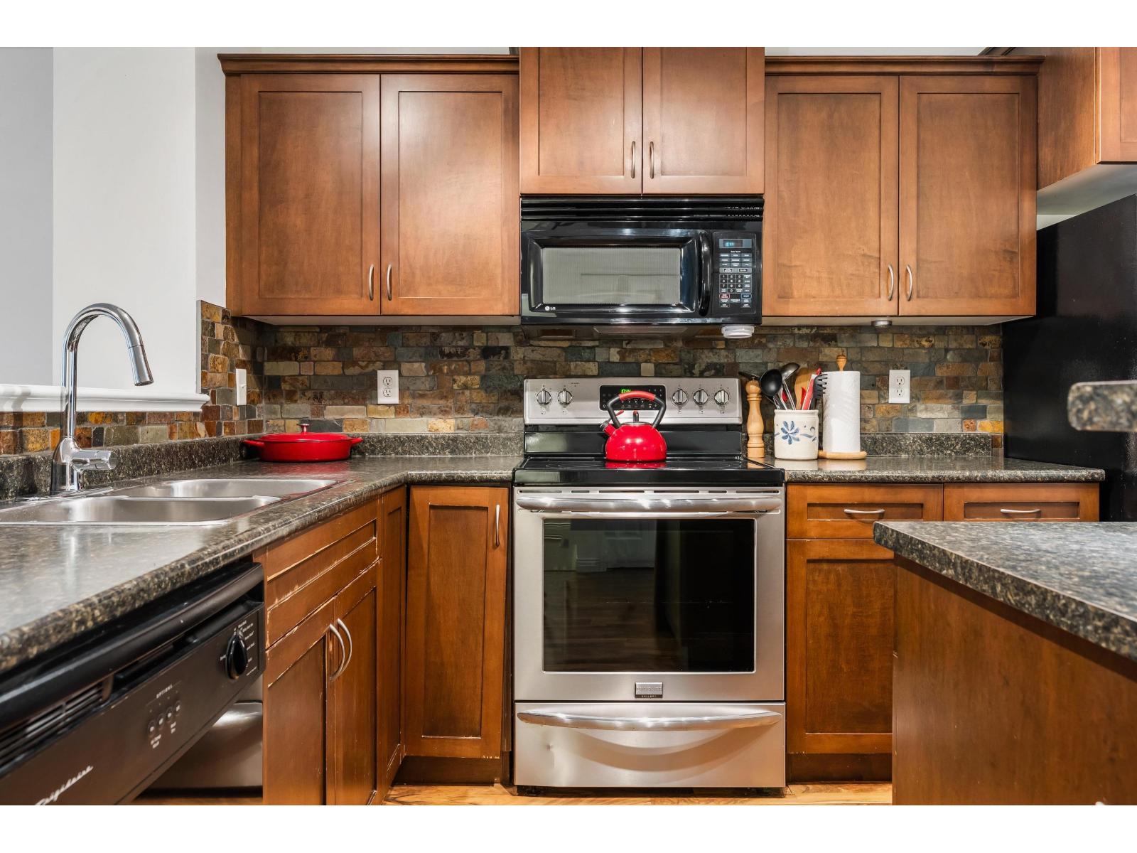 66 5556 PEACH ROAD, Garrison Crossing, Chilliwack