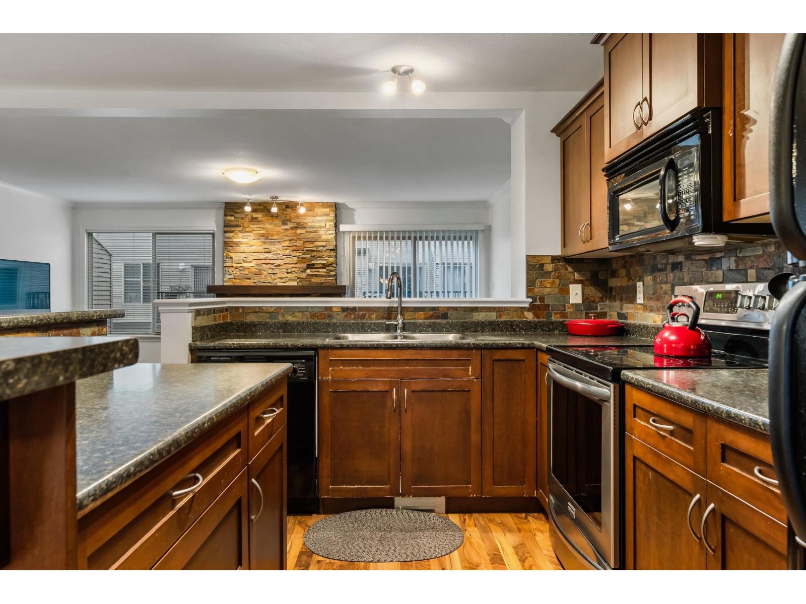 66 5556 PEACH ROAD, Garrison Crossing, Chilliwack