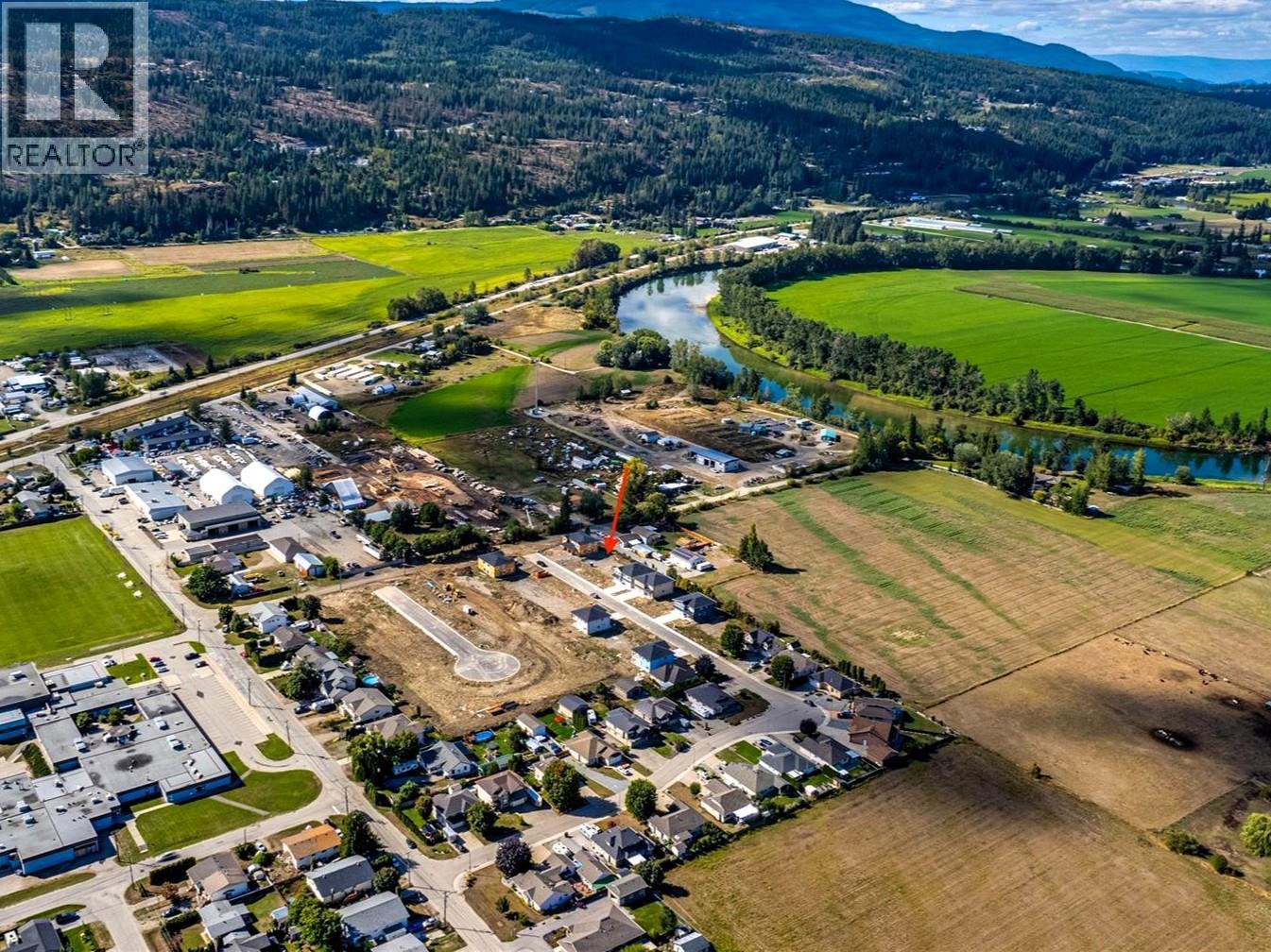  2237 Heitman Street, Enderby