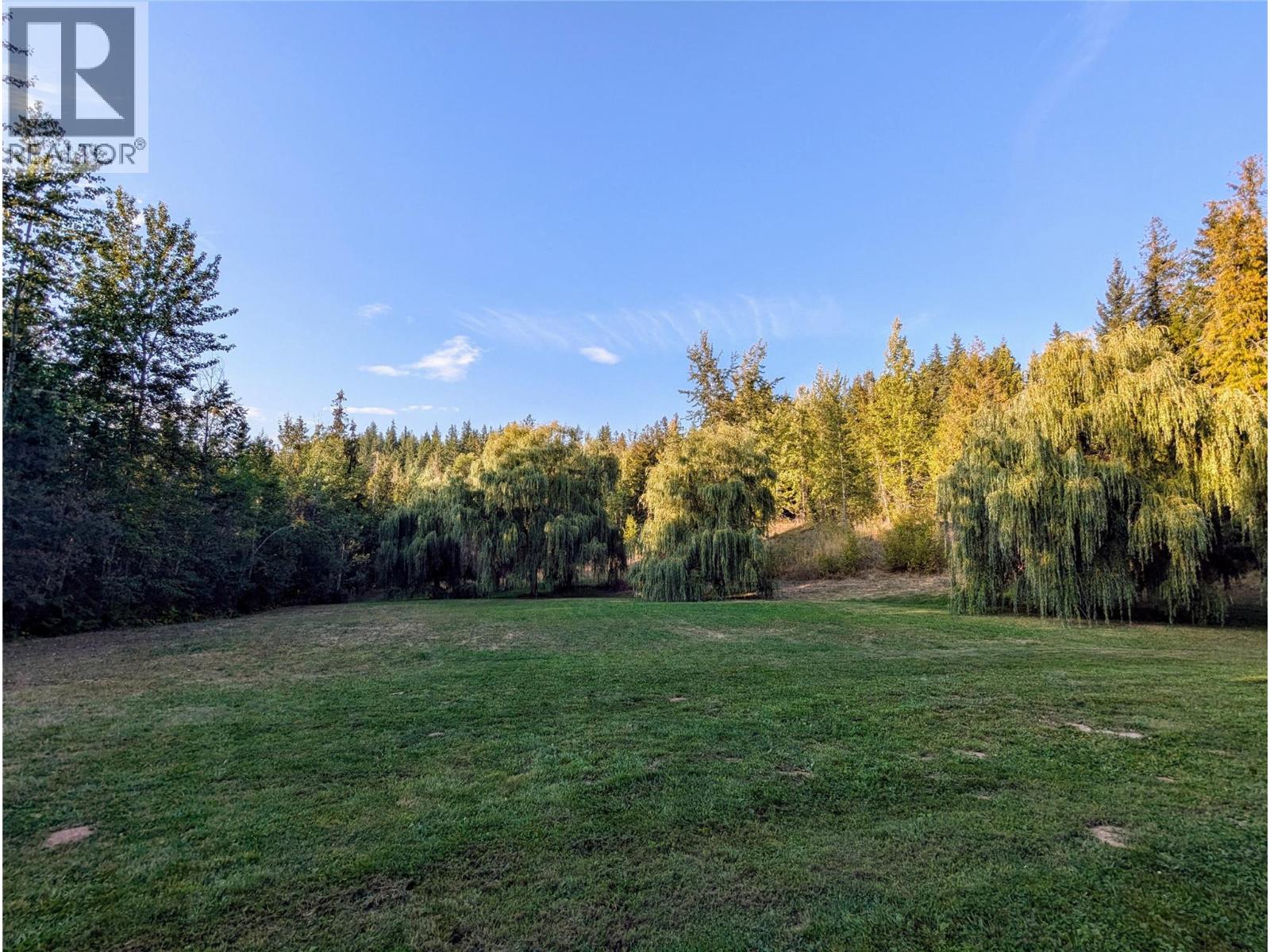 5060 Tatlow Road, Salmon Arm