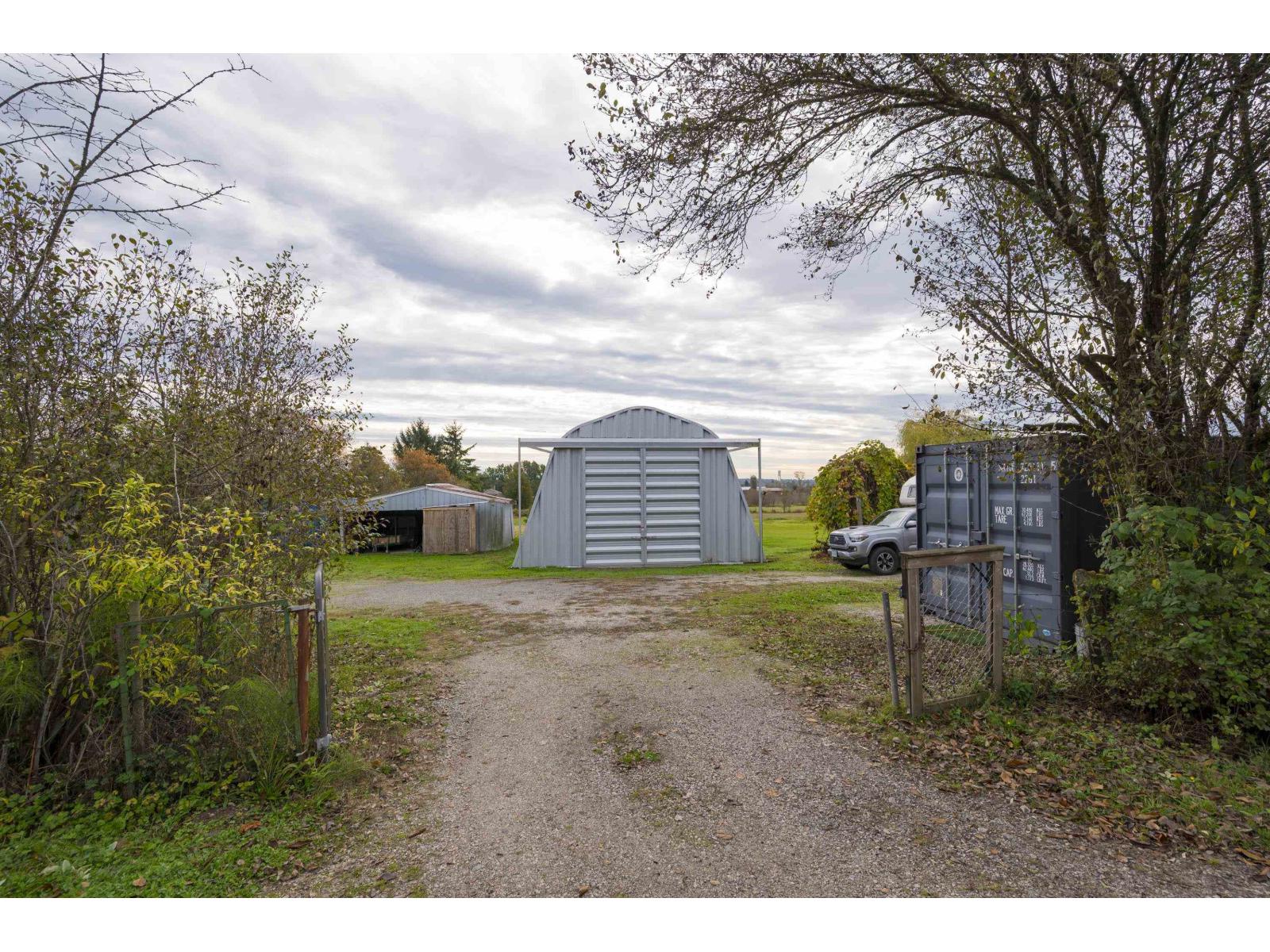 7256 SMITH CRESCENT, Langley