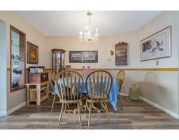 7256 Smith Crescent, Langley, BC V2Y2R4 Photo 12