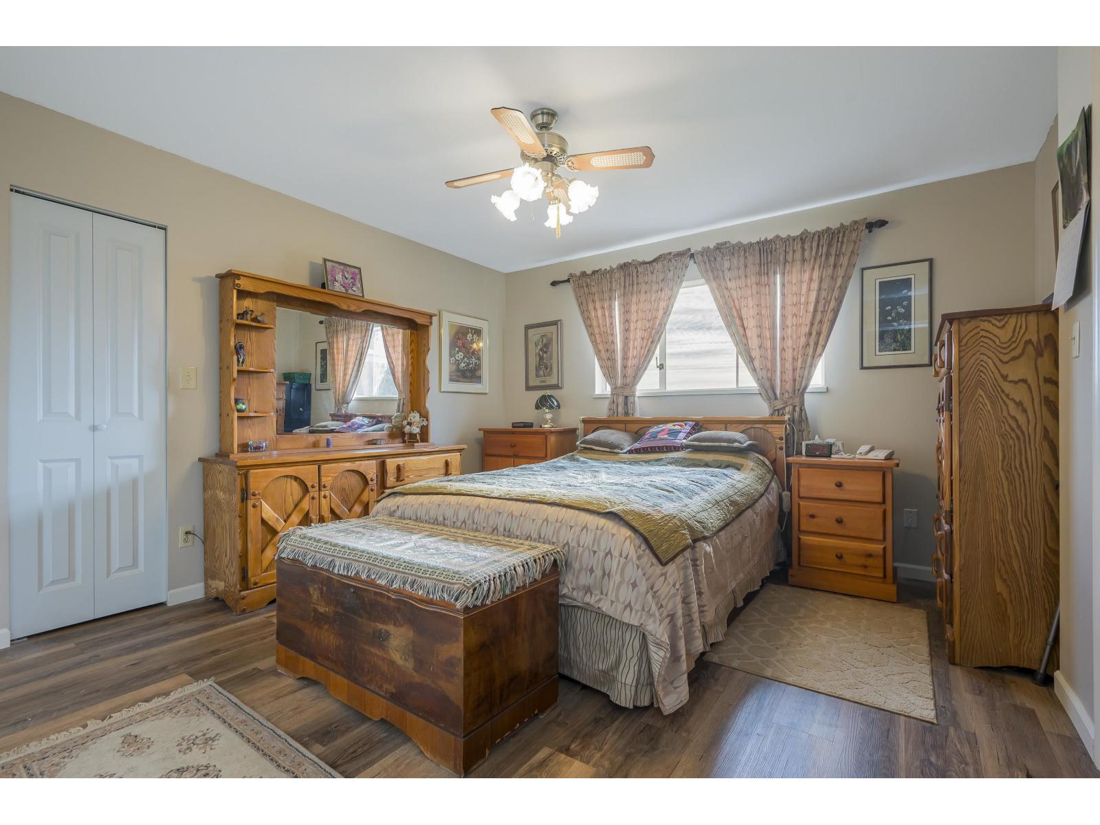 7256 SMITH CRESCENT, Langley