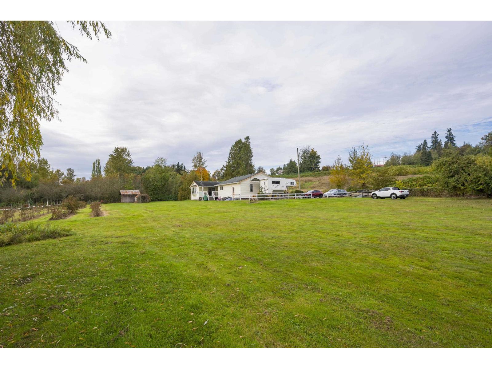 7256 SMITH CRESCENT, Langley