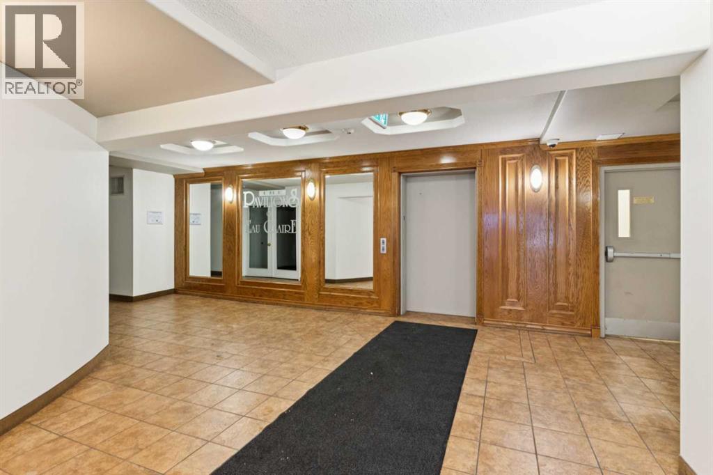 Single Family House for Sale in    Avenue SW Downtown Commercial Core Calgary 