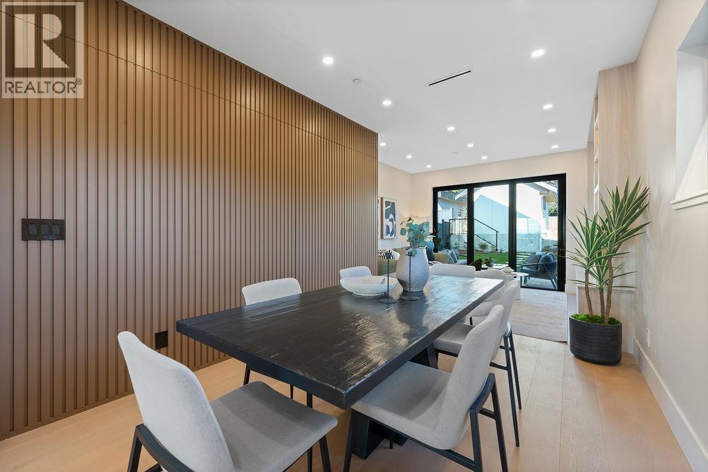 504 E 5TH STREET, North Vancouver